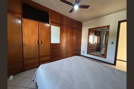 Casa para alugar com 391m², 5 quartos e 3 vagas Casa para alugar com 391m², 5 quartos e 3 vagasSuíte