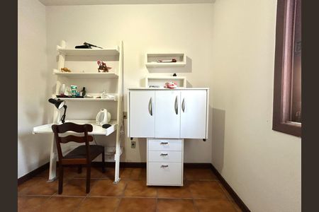 Casa para alugar com 391m², 5 quartos e 3 vagas Casa para alugar com 391m², 5 quartos e 3 vagasQuarto da área de serviço