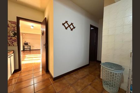 Casa para alugar com 391m², 5 quartos e 3 vagas Casa para alugar com 391m², 5 quartos e 3 vagasÁrea de Serviço