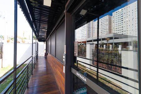 Apartamento para alugar com 43m², 2 quartos e 1 vagaÁrea comum - mini mercado