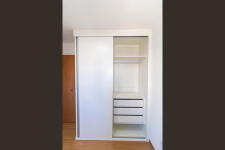 Apartamento para alugar com 43m², 2 quartos e 1 vagaQuarto 02 - Armário