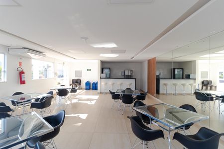 Apartamento para alugar com 43m², 2 quartos e 1 vagaÁrea comum - Salão de festas
