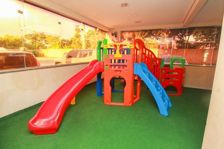 Apartamento para alugar com 64m², 3 quartos e 1 vagaPlayground