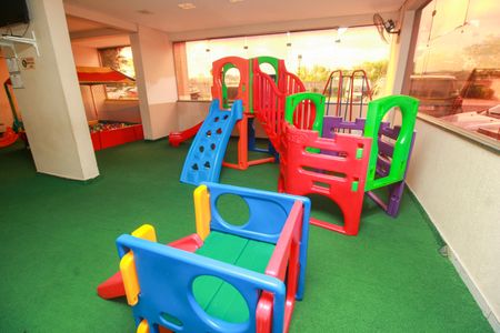 Apartamento para alugar com 64m², 3 quartos e 1 vagaPlayground