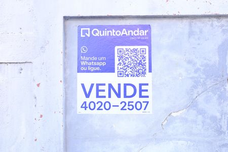 Apartamento à venda com 48m², 2 quartos e 1 vagaPlaca instalada na fachada do condomínio - Código da placa: MWXC-119