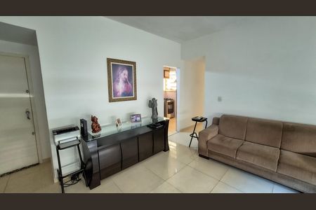 Apartamento à venda com 80m², 3 quartos e 1 vagaSala