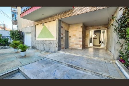Apartamento à venda com 80m², 3 quartos e 1 vagaEntrada Do Prédio 