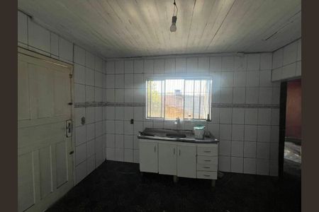 Casa à venda com 6 quartos, 168m² em Vila Mazzei, Santo André