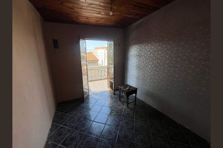 Casa à venda com 6 quartos, 168m² em Vila Mazzei, Santo André