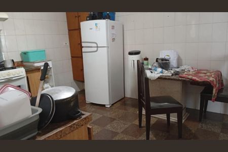 Casa à venda com 119m², 2 quartos e 2 vagas