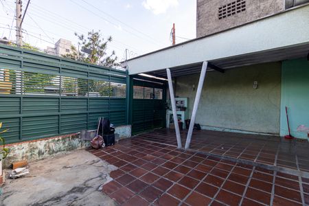 Casa à venda com 301m², 2 quartos e 1 vaga Casa à venda com 301m², 2 quartos e 1 vagaGaragem