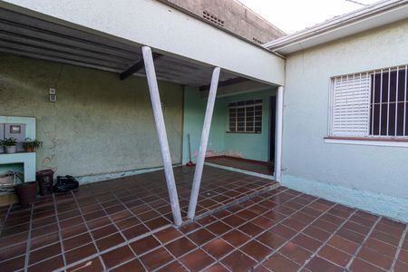Casa à venda com 301m², 2 quartos e 1 vaga Casa à venda com 301m², 2 quartos e 1 vagaGaragem