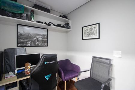 Casa à venda com 252m², 4 quartos e 3 vagasQuarto 