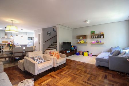 Casa à venda com 252m², 4 quartos e 3 vagasSala superior