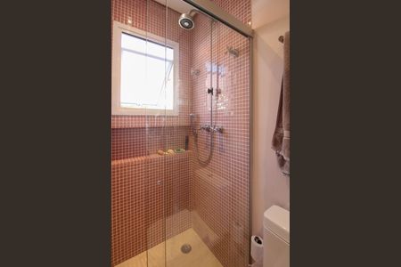 Casa à venda com 252m², 4 quartos e 3 vagasBanheiro Suíte 2