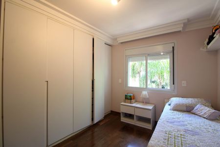 Casa à venda com 252m², 4 quartos e 3 vagasSuíte 2