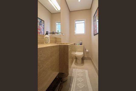 Casa à venda com 252m², 4 quartos e 3 vagasLavabo 1