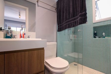 Casa à venda com 252m², 4 quartos e 3 vagasBanheiro Suíte 1
