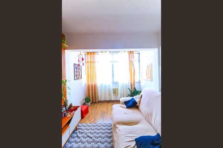 Apartamento à venda com 88m², 3 quartos e 1 vaga Apartamento à venda com 88m², 3 quartos e 1 vagaSala