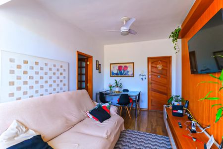 Apartamento à venda com 88m², 3 quartos e 1 vaga Apartamento à venda com 88m², 3 quartos e 1 vagaSala