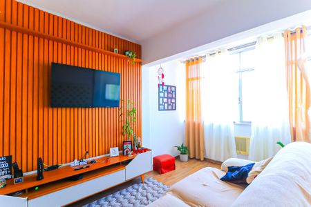 Apartamento à venda com 88m², 3 quartos e 1 vaga Apartamento à venda com 88m², 3 quartos e 1 vagaSala