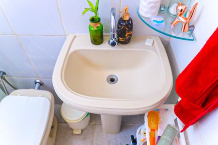 Apartamento à venda com 88m², 3 quartos e 1 vaga Apartamento à venda com 88m², 3 quartos e 1 vagaBanheiro