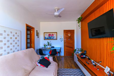 Apartamento à venda com 88m², 3 quartos e 1 vaga Apartamento à venda com 88m², 3 quartos e 1 vagaSala