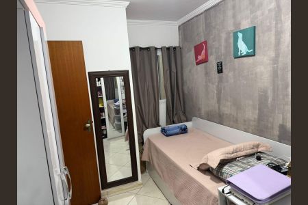 Casa de condomínio à venda com 62m², 3 quartos e 1 vagaQuarto