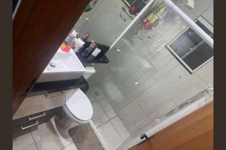 Casa de condomínio à venda com 62m², 3 quartos e 1 vagaBanheiro