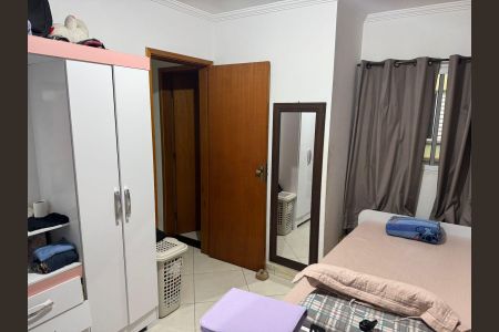 Casa de condomínio à venda com 62m², 3 quartos e 1 vagaQuarto