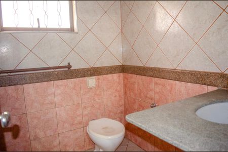 Casa para alugar com 457m², 6 quartos e 5 vagas