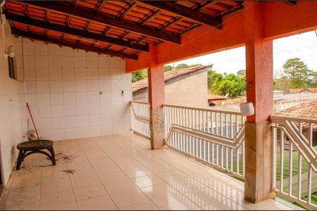 Casa para alugar com 457m², 6 quartos e 5 vagas