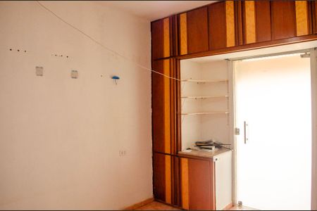 Casa para alugar com 457m², 6 quartos e 5 vagas