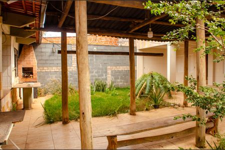 Casa para alugar com 457m², 6 quartos e 5 vagas