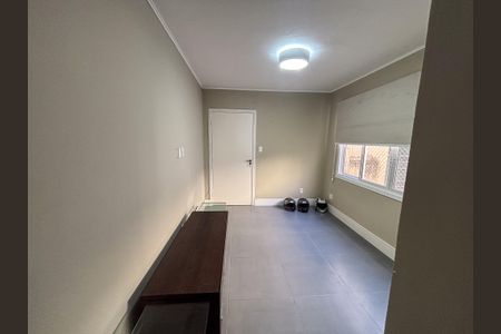 Sala de apartamento para alugar com 1 quarto, 42m² em São João, Porto Alegre