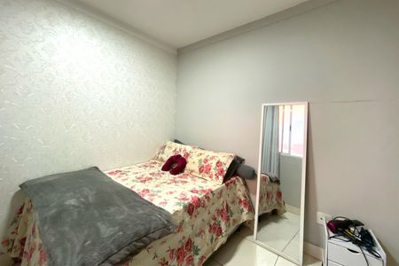 Quarto 1 de apartamento à venda com 2 quartos, 50m² em Palmeiras, Belo Horizonte