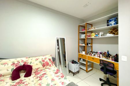Quarto 1 de apartamento à venda com 2 quartos, 50m² em Palmeiras, Belo Horizonte