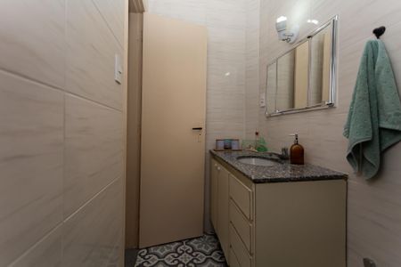 Apartamento à venda com 56m², 1 quarto e sem vaga Apartamento à venda com 56m², 1 quarto e sem vagaBanheiro