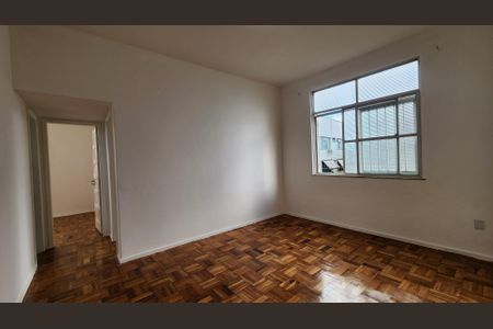 Sala  de apartamento para alugar com 2 quartos, 55m² em Barbalho, Salvador