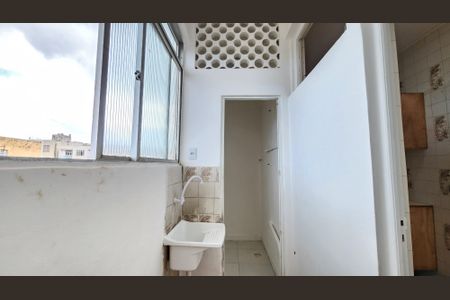 Apartamento para alugar com 55m², 2 quartos e sem vagaÁrea de Serviço