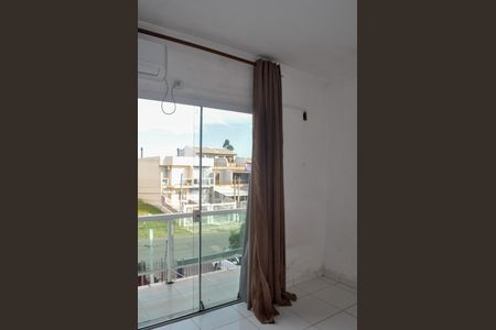 Casa à venda com 110m², 2 quartos e 1 vaga Casa à venda com 110m², 2 quartos e 1 vagaSuite