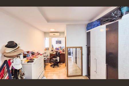 Casa para alugar com 600m², 5 quartos e 1 vagaQuarto 1 Suíte 