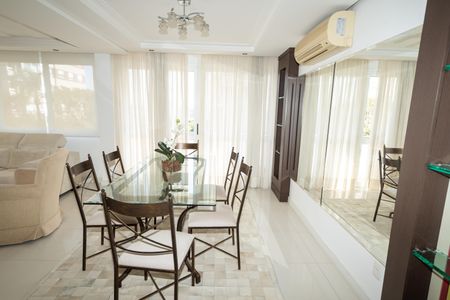 Apartamento para alugar com 136m², 3 quartos e 2 vagasSala