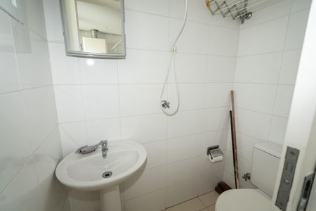 Apartamento para alugar com 136m², 3 quartos e 2 vagasBanheiro de serviço