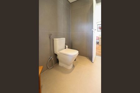 Apartamento à venda com 248m², 3 quartos e 4 vagas Apartamento à venda com 248m², 3 quartos e 4 vagasBanheiro Suíte 3