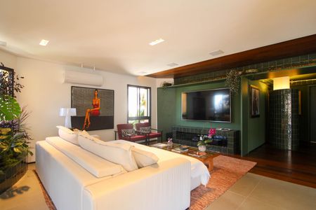 Apartamento à venda com 248m², 3 quartos e 4 vagas Apartamento à venda com 248m², 3 quartos e 4 vagasSala