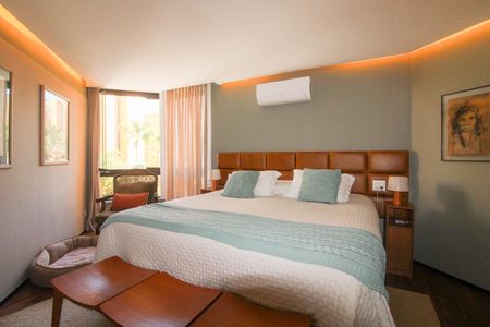 Apartamento à venda com 248m², 3 quartos e 4 vagas Apartamento à venda com 248m², 3 quartos e 4 vagasSuíte 1