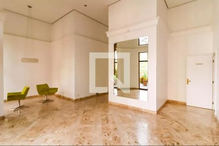 Apartamento à venda com 248m², 3 quartos e 4 vagas Apartamento à venda com 248m², 3 quartos e 4 vagasHall