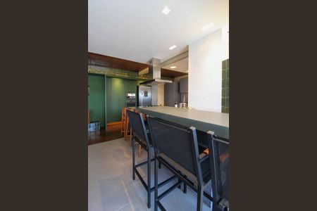 Apartamento à venda com 248m², 3 quartos e 4 vagas Apartamento à venda com 248m², 3 quartos e 4 vagasSala