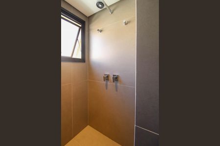 Apartamento à venda com 248m², 3 quartos e 4 vagas Apartamento à venda com 248m², 3 quartos e 4 vagasBanheiro Suíte 2